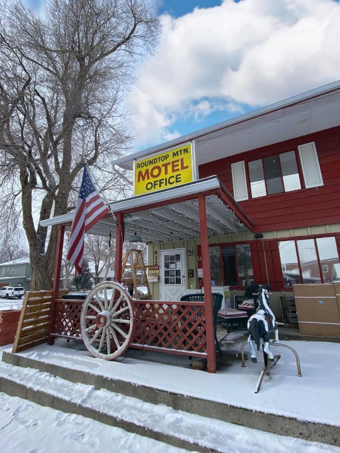 Roundtop Mountain Vista - Cabins And Motel Thermopolis Zewnętrze zdjęcie