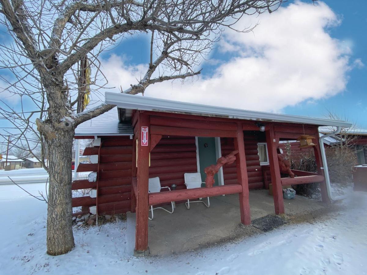 Roundtop Mountain Vista - Cabins And Motel Thermopolis Zewnętrze zdjęcie