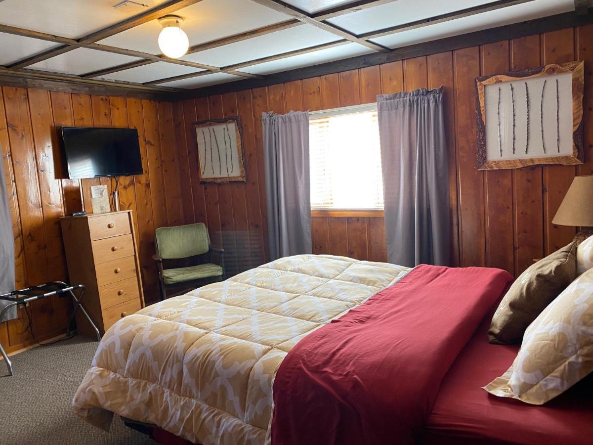 Roundtop Mountain Vista - Cabins And Motel Thermopolis Zewnętrze zdjęcie