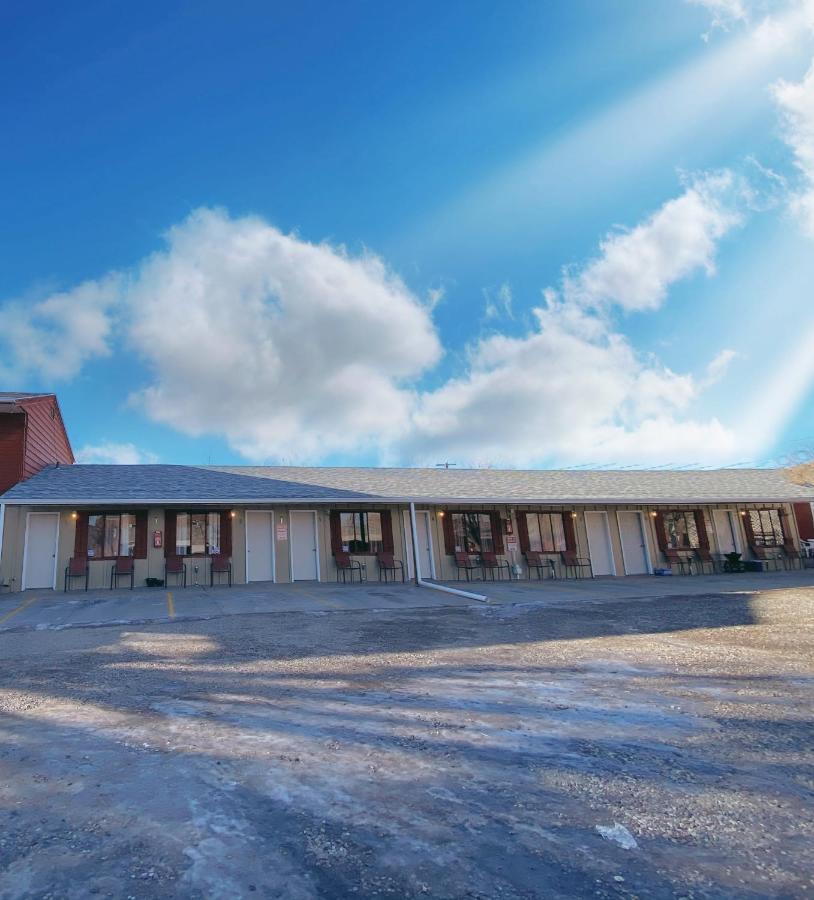 Roundtop Mountain Vista - Cabins And Motel Thermopolis Zewnętrze zdjęcie